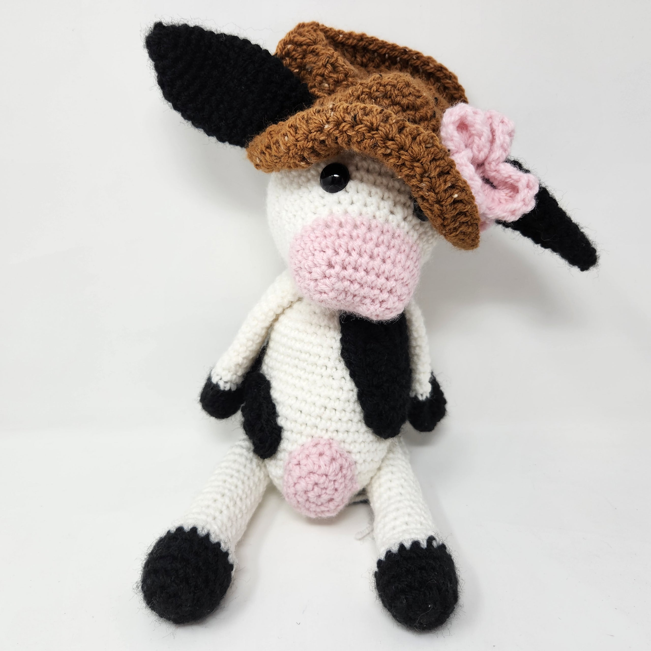 Chelse the Cow - Crochet Amigurumi Kit